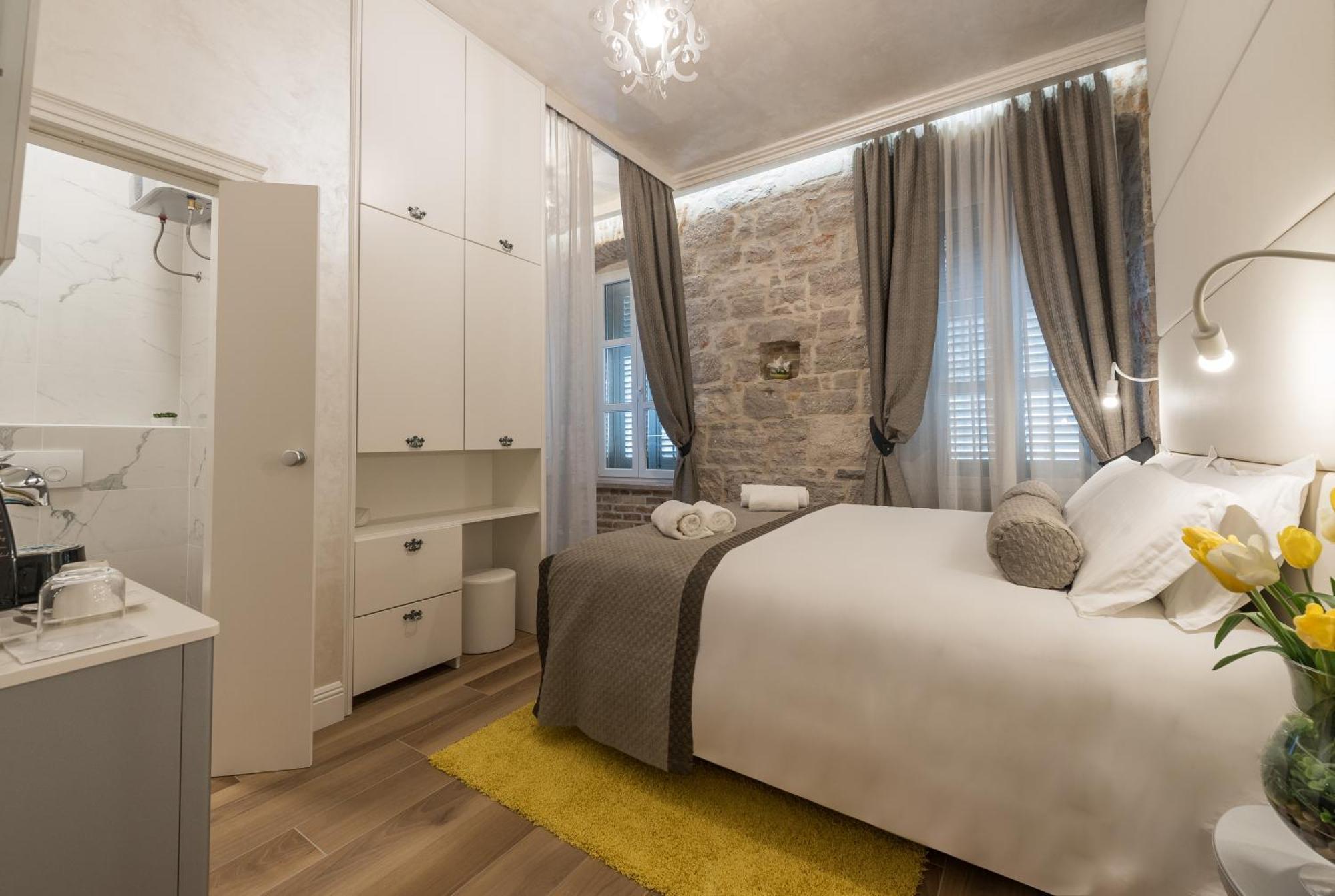 Zara Palace - Design Rooms ภายนอก รูปภาพ