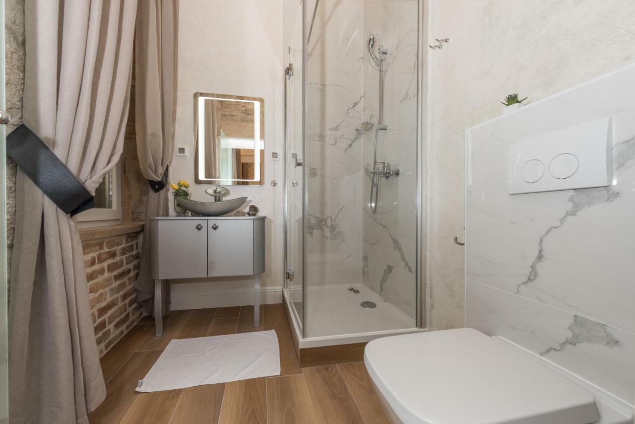 Zara Palace - Design Rooms ภายนอก รูปภาพ