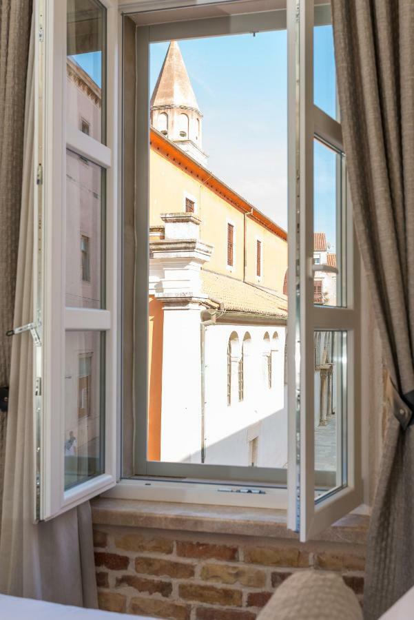 Zara Palace - Design Rooms ภายนอก รูปภาพ